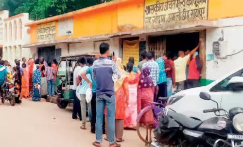 चावल ने निकाला पसीना : सात दिन समय बढ़ाया गया, बीपीएल मिला, एपीएल गायब