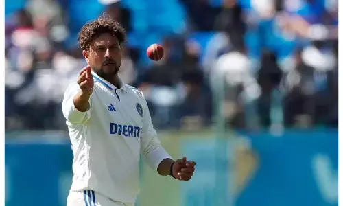 कुलदीप की जगह सुंदर को खिलाना गलत पेड़ पर  भौंकने जैसा... आकाश चोपड़ा टीम इंडिया पर भड़के