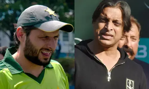 Pakistani Celebrities social media Account Active in India