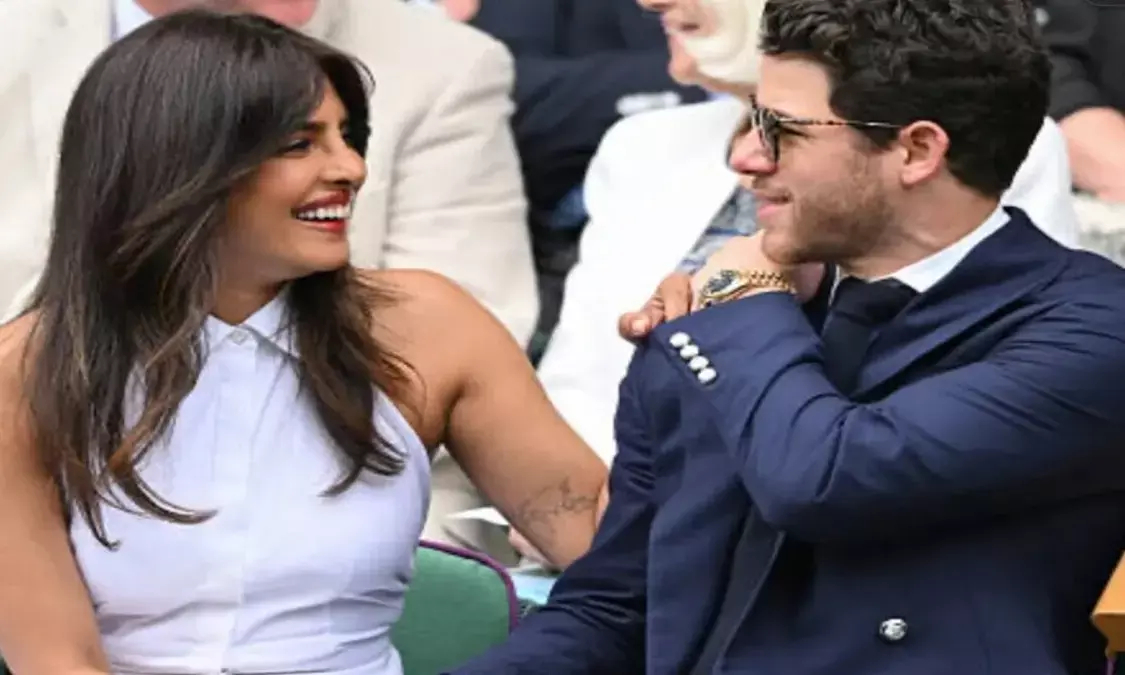 निक के साथ प्रियंका ने बिखेरा जलवा, विंबलडन टेनिस चैंपियनशिप में इतने लाख की पहनी व्हाइट ड्रेस?