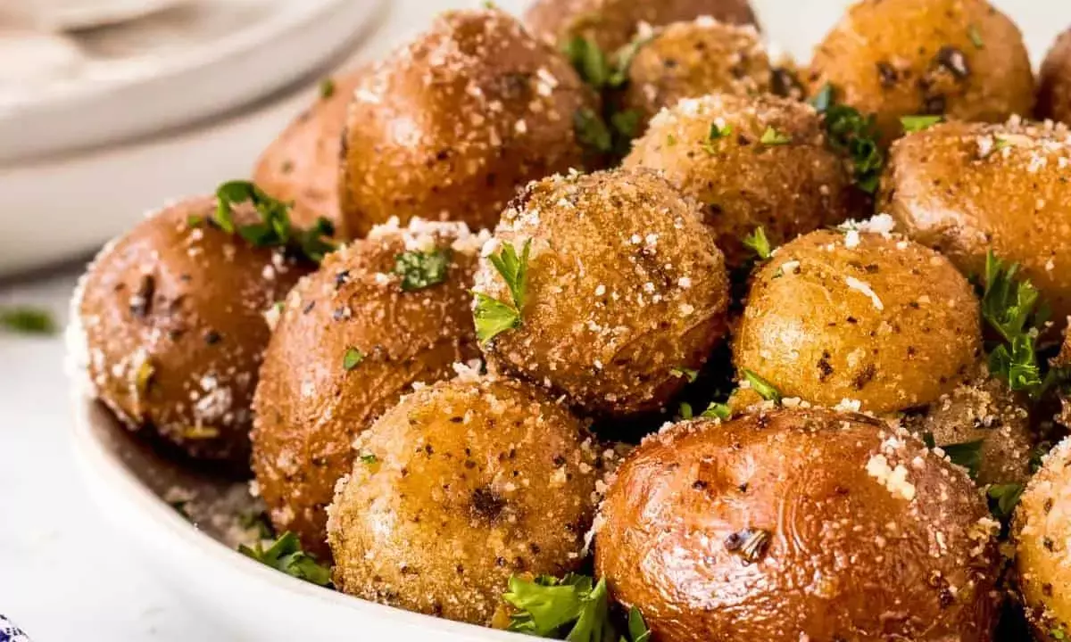 smoked baby potato recipe in hindi