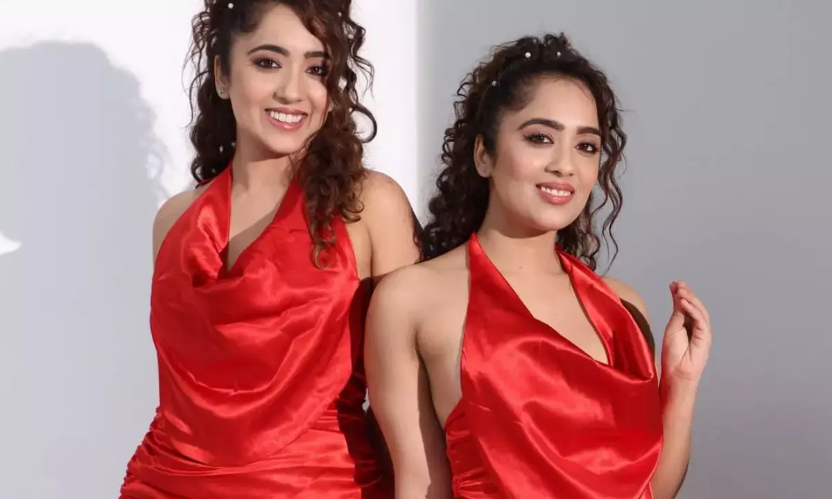 Chinki Minki Twins Part Ways, Surabhi, Samriddhi Mehra Instagram, Net worth