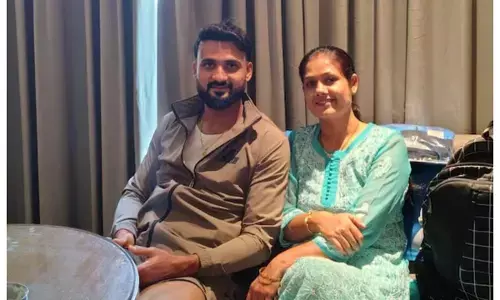 akash deep sister, akash deep 10 wickets