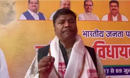 Minister Kedar Kashyap