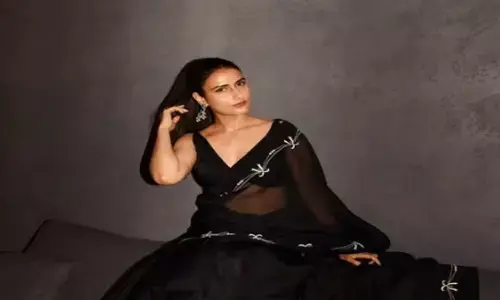 झुमकों के साथ ब्लैक मैजिक, देखिए एक्ट्रेस फातिमा का ट्रडिशनल लुक