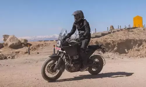 लद्दाख में टेस्टिंग के दौरान दिखी रॉयल एनफील्ड हिमालयन इलेक्ट्रिक, जानें फीचर्स