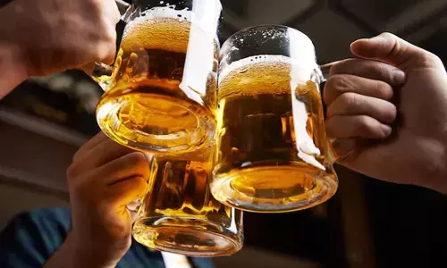 बढ़ गए पियक्कड़ :  तीन माह में शराब से कमाए 2300 करोड़