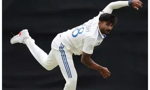 Nitish reddy bowling