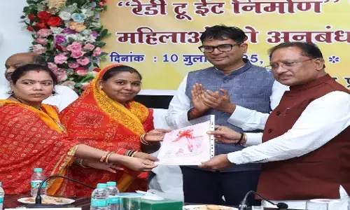 CM Vishnudev Sai handing over contract letters to women