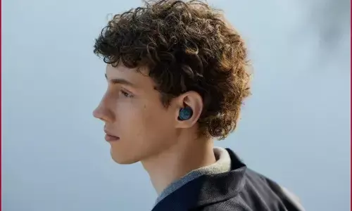 Sony WF-C710N ईयरबड्स ग्लास ब्लू कलर, Sony ईयरबड्स चार्जिंग केस