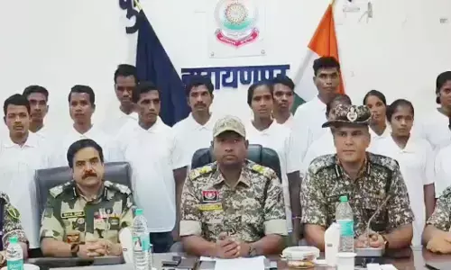 22 Naxalites surrendered