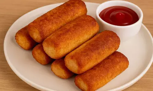 Aloo Paneer Cheese Bread Roll Recipe in hindi