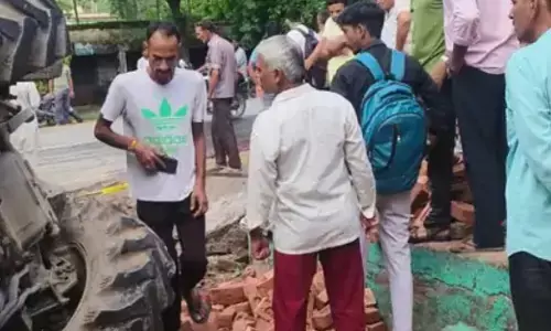 Meerut Road Accident