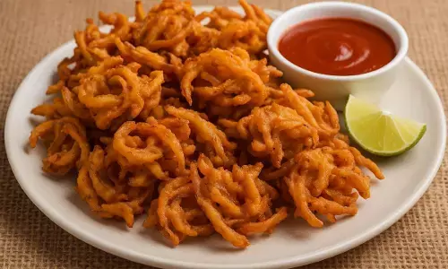 how to make onion pakoda