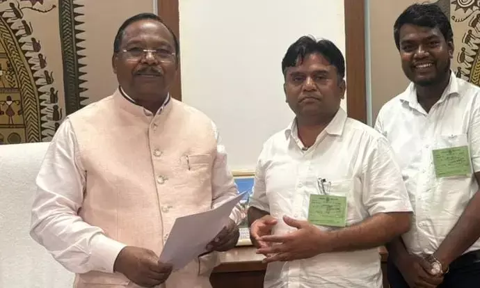 Minister Ramvichar Netam met President Arun Sarva