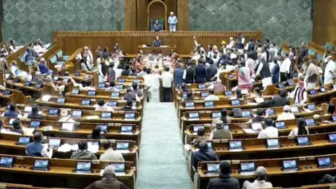 मानसून सत्र : मोदी सरकार पेश करेगी 8 नए बिल! विपक्ष उठाएगा ये के मुद्दे