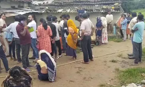 आगजनी की घटना से गांव में शोक की लहर