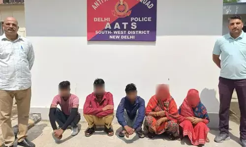Delhi Police Detained Illegal Bangladeshis