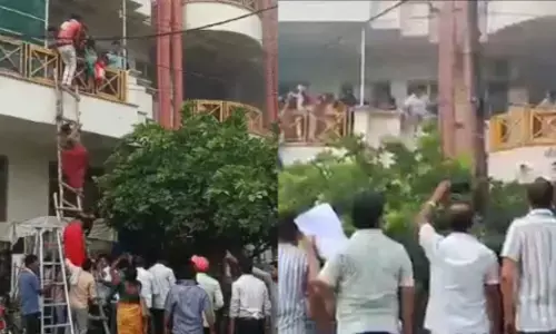 हरदोई: बच्चों के अस्पताल में आग, कपड़े में लपेटकर बचाए गए नवजात