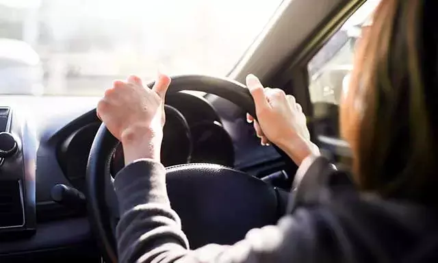 स्टेयरिंग में वाइब्रेशन को लें सीरियसली, नहीं तो गाड़ी में हो सकते हैं 4 बड़े नुकसान