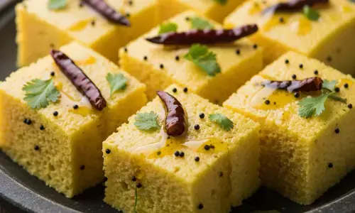 suji dhokla recipe in hindi