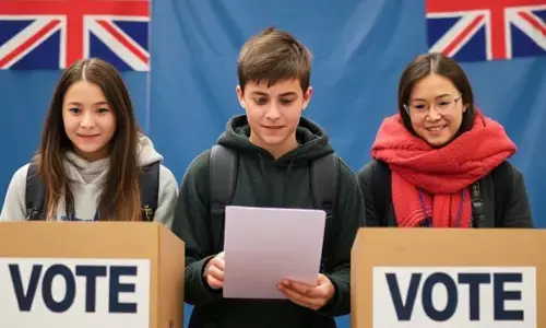 ब्रिटेन में ऐतिहासिक बदलाव: 16 साल में मिलेगा वोटिंग अधिकार