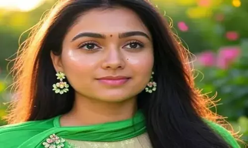 घर बैठे हरियाली तीज के लिए करें फेशियल