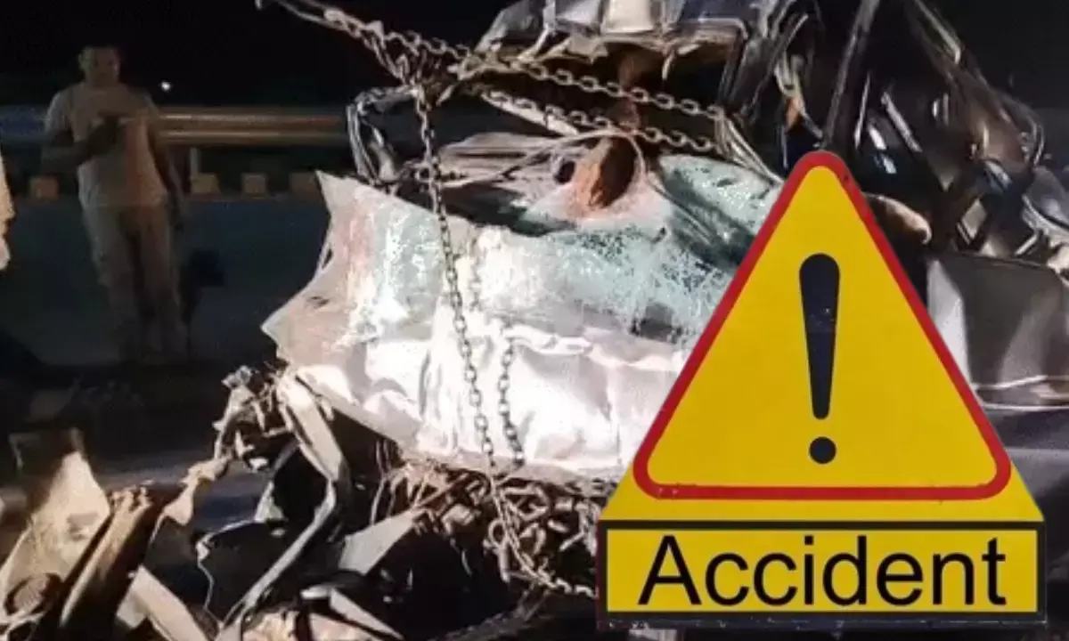 Mathura Road Accident