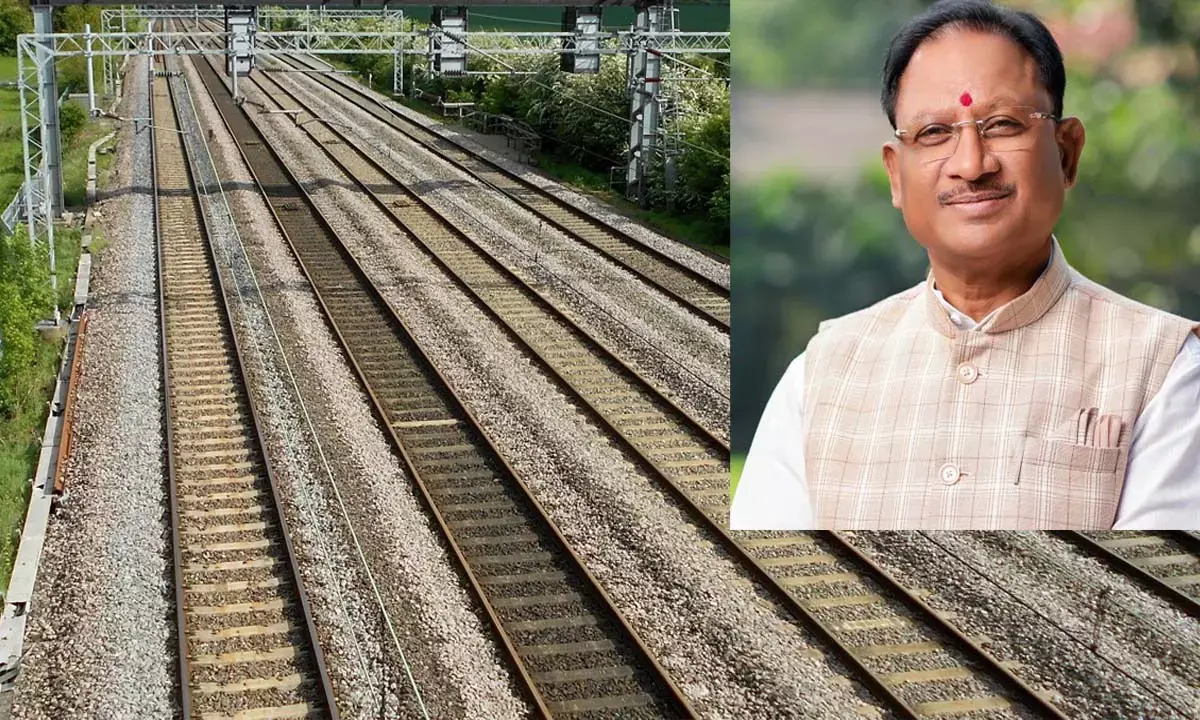 सीएम विष्णुदेव साय के डेढ़ वर्ष के कार्यकाल में रेल मार्गों में काफी बढ़ोत्तरी हुई है सीएम विष्णुदेव साय के डेढ़ वर्ष के कार्यकाल में रेल मार्गों में काफी बढ़ोत्तरी हुई है