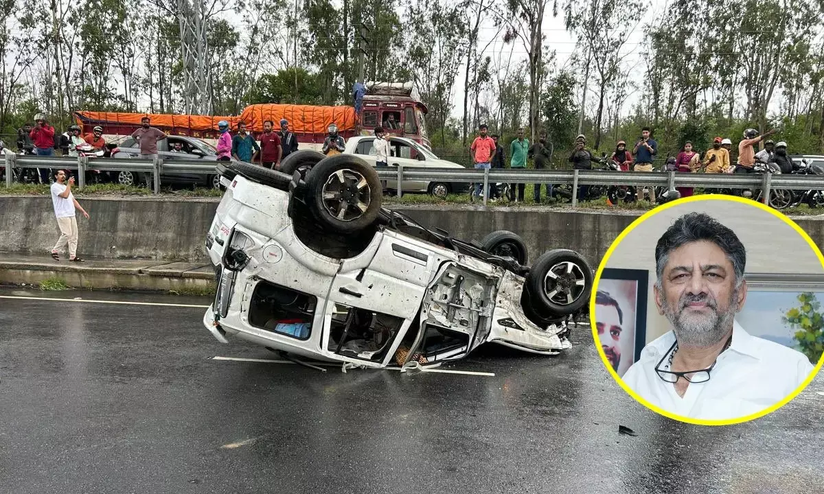 karnataka Deputy CM dk shivakumar convoy accident karnataka Deputy CM dk shivakumar convoy accident