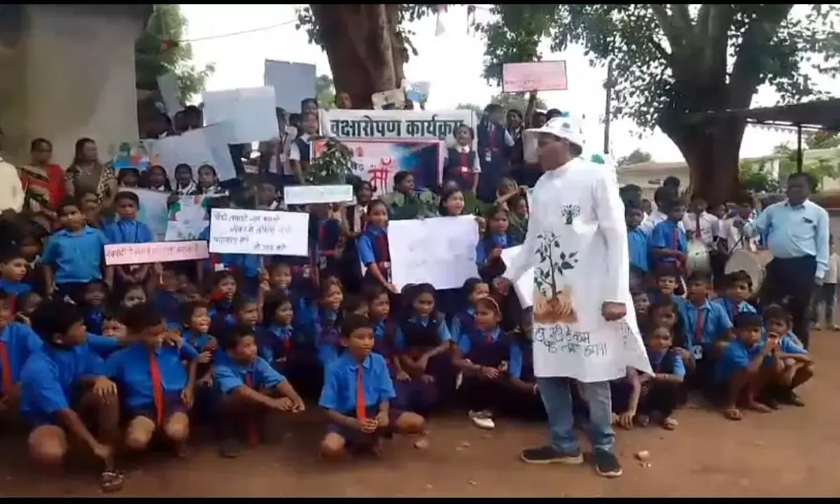 बालोद जिले में रविवार को कलेक्टर दिव्या मिश्रा की पहल पर होने वाला वृहद वृक्षारोपण अब सिर्फ सरकारी आयोजन किया गया