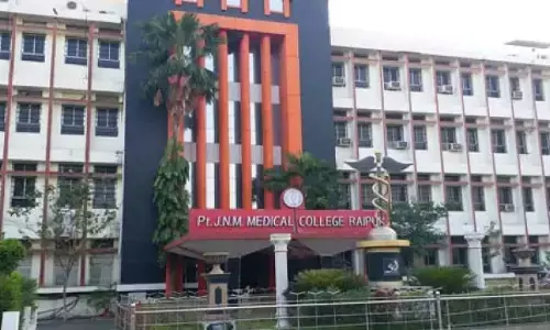 डॉक्टरों को बड़ी राहत : एमबीबीएस की बांड सेवा अब एक साल, ईडब्लूएस की खाली सीटें मिलेंगी सामान्य वर्ग को