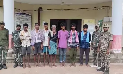 बीजापुर जिले में पुलिस ने तेलंगाना सीमा पर 83 गौवंशी मवेशियों के साथ पुलिस ने 7 लोगों को गिरफ्तार किया है