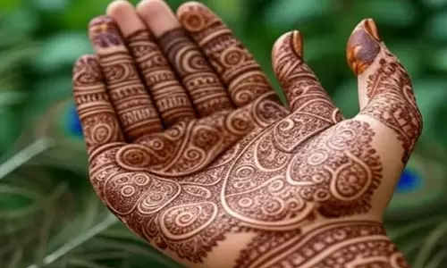 घर पर मेहंदी का रंग डार्क कैसे करें