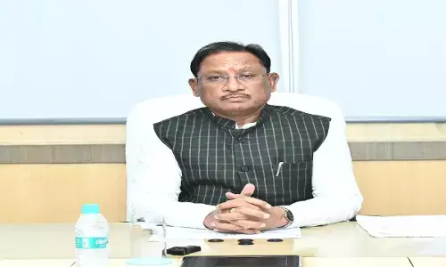 सीएम विष्णु देव साय ने महानदी भवन में अधिकारियों की बैठक ली