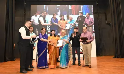 UP Governor Anandiben Patel signed 38 MoUs digital library services universities KGMU Lucknow UP Governor Anandiben Patel signed 38 MoUs digital library services universities KGMU Lucknow
