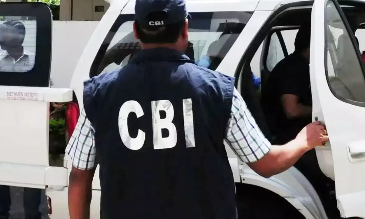 Fake CBI Officers Loot in Delhi Fake CBI Officers Loot in Delhi