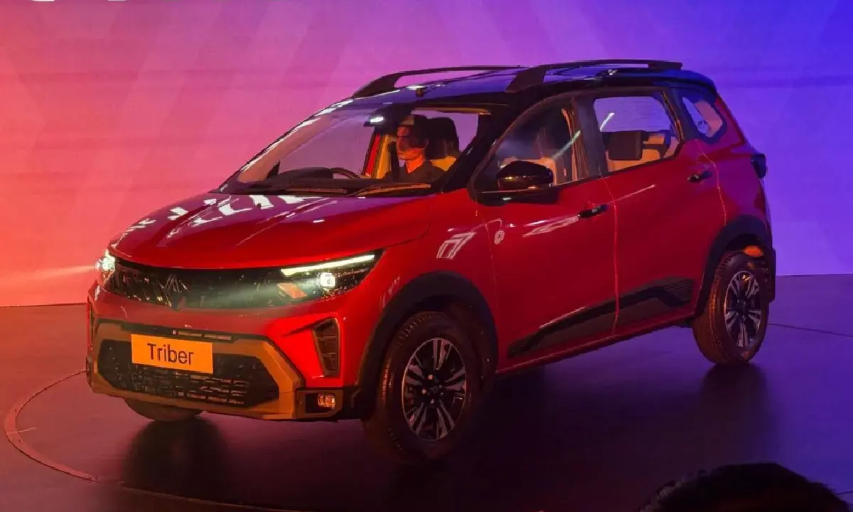 देश की सबसे सस्ती 7-सीटर लॉन्च, बेस वैरिएंट में भी 6 एयरबैग दिए; बस इतनी रखी कीमत