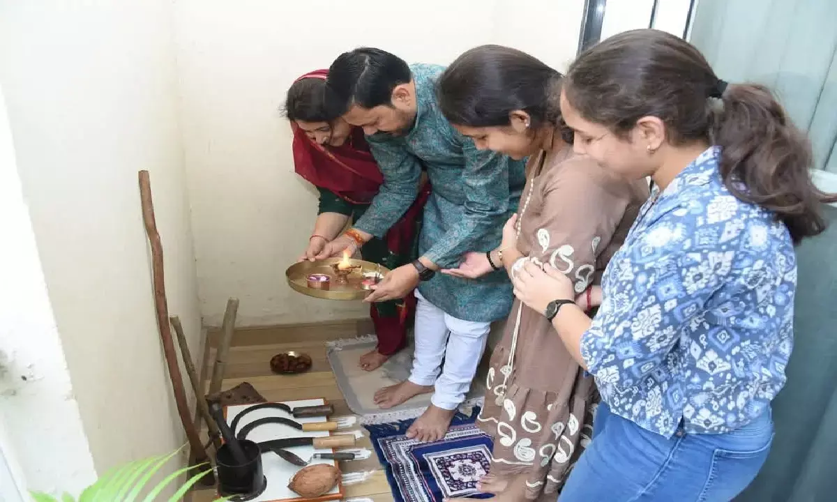 विधायक अनुज शर्मा ने छत्तीसगढ़ के परंपरागत लोकपर्व हरेली के पावन अवसर पर प्रदेशवासियों को शुभकामनाएँ दी