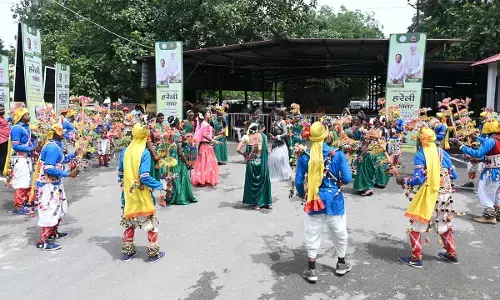 हरेली तिहार के अवसर पर पारंपरिक लोक वाद्यों की गूंज