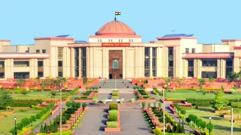 17 परिवारों को मकान खाली करने के लिए 30 दिन की मोहलत