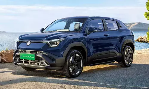 मारुति सितंबर में लॉन्च करेगी पहली इलेक्ट्रिक कार, EV सेगमेंट में मची खलबली मारुति सितंबर में लॉन्च करेगी पहली इलेक्ट्रिक कार, EV सेगमेंट में मची खलबली