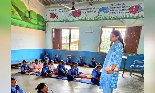 स्कूलों, आश्रम शालाओं में पहुंचीं डिप्टी कलेक्टर : 5 शिक्षकों को शोकाज नोटिस जारी, 2  दिनों के भीतर माँगा जवाब