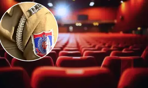 Delhi Police not give license for cinema hall