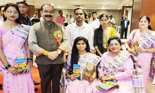 Deputy Chief Minister Arun Saw with teachers