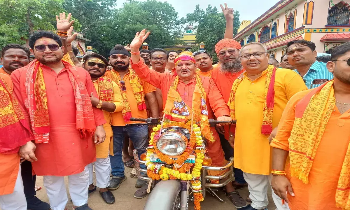 धनेंद्र साहू की पंचकोशी यात्रा पूर्ण : हजारों गाड़ियों के काफिले के साथ निकले, जगह-जगह हुआ भव्य स्वागत