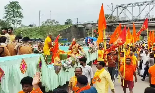 Crowds of devotees gathered in Kavad Yatra Crowds of devotees gathered in Kavad Yatra