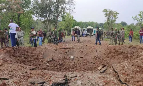 नक्सलियों की बर्बरता