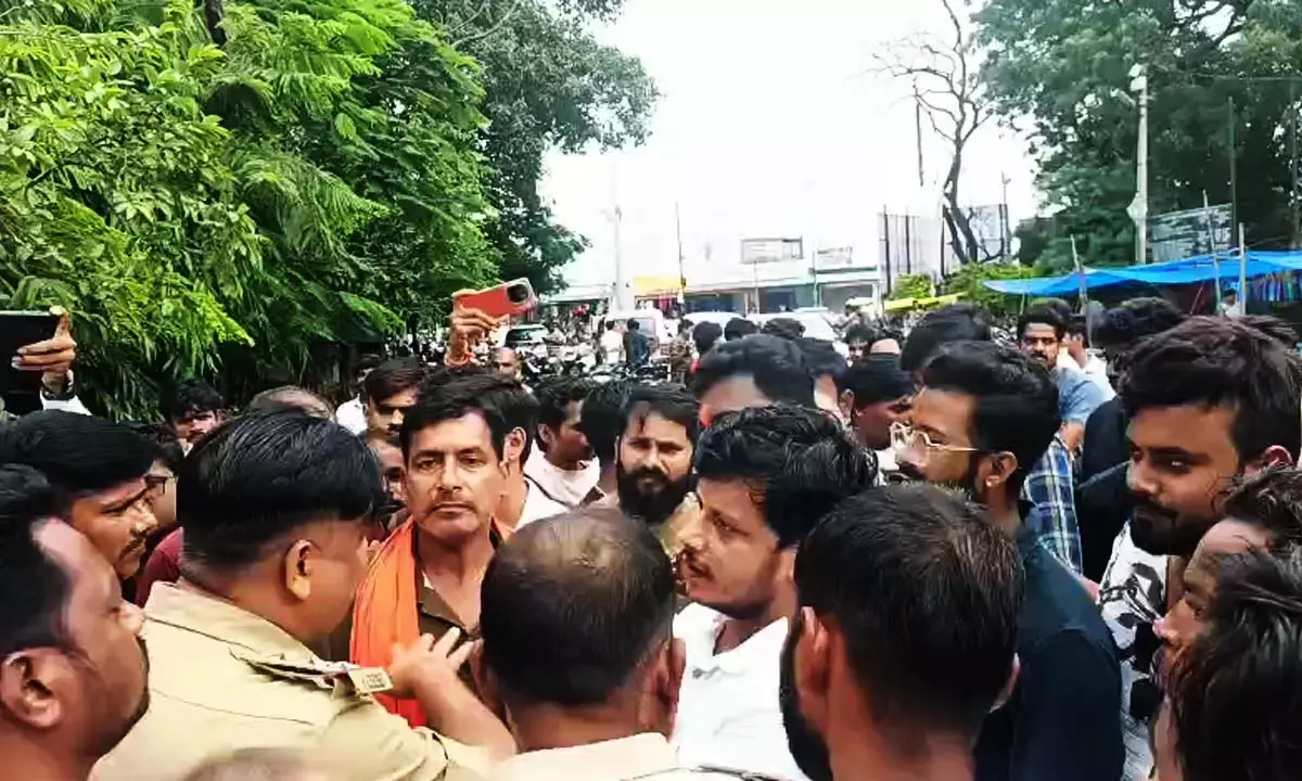 Hindu organizations demanding action Hindu organizations demanding action