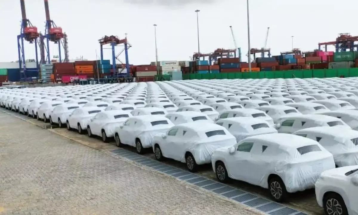 दुनिया में दिखा भारतीय ऑटो सेक्टर का दम, इस साल पहली तिमाही में रिकॉर्ड एक्सपोर्ट दुनिया में दिखा भारतीय ऑटो सेक्टर का दम, इस साल पहली तिमाही में रिकॉर्ड एक्सपोर्ट